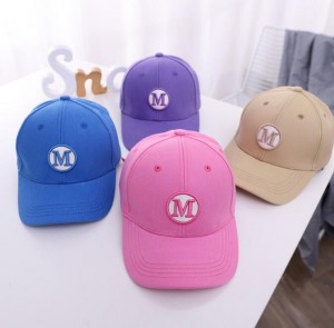 Spring and autumn children’s candy-colored embroidered letters peaked caps boys and girls outdoor travel shade baseball caps
