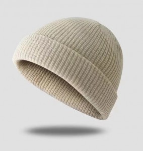 Custom Woven Label Acrylic Winter Cap Beanie Men Lady Winter Cap Pom Pom Knitted Hats