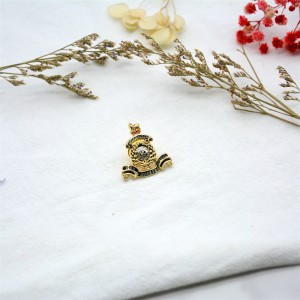 China Professional Wholesales High Quality Custom Metal CMYK Printed Hard Soft Enamel Lapel Pin Cute Butterfly