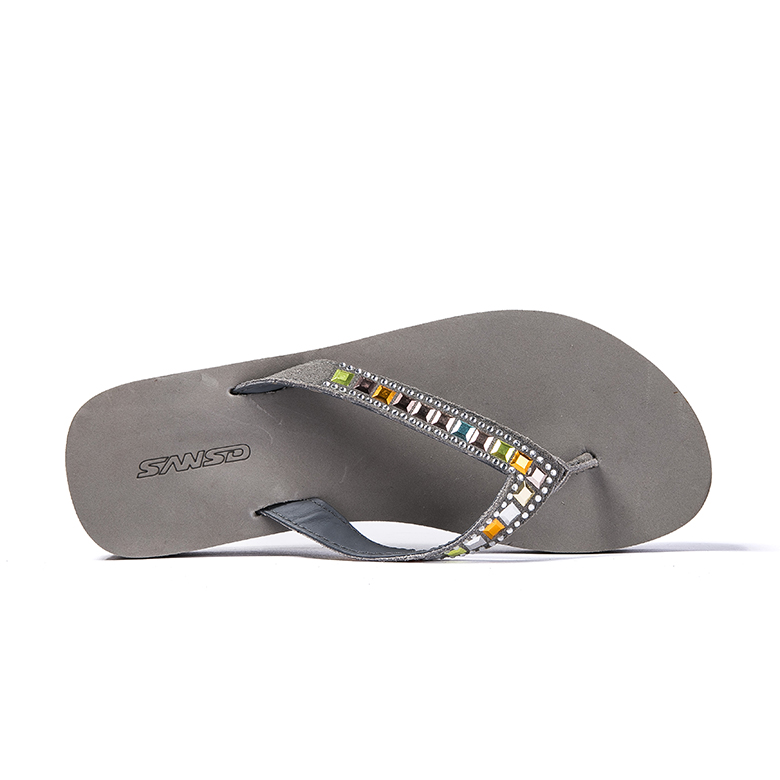 high quality Lightweight high heel thick crystal design slipper women gray eva flip flop Featured Image