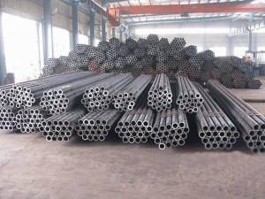 SCR440 5140 40X 42C4 steel pipe is customized by the manufacturer