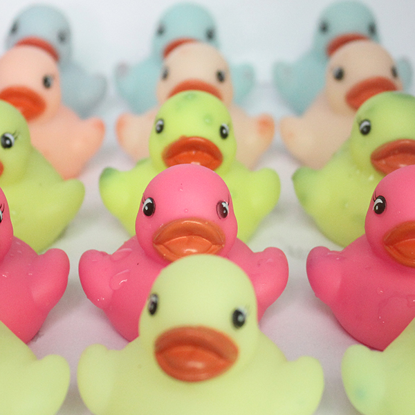 Bath Toy Duck: A Warm Rubber Duck Doll Necessary For Children’s Bath, Safe And Fun