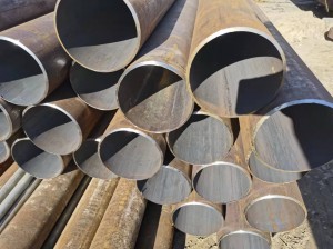 Thin wall seamless steel pipe cutting