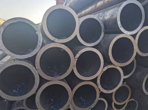 Large diameter thin wall seamless steel pipe