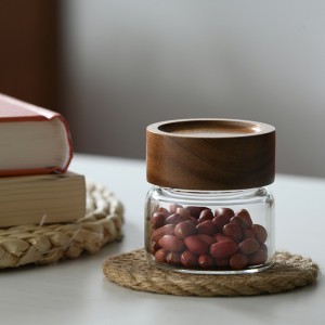 65*55mm 120ml Round Borosilicate Glass Canning Jar for Food Storage with Wood Screw Cap