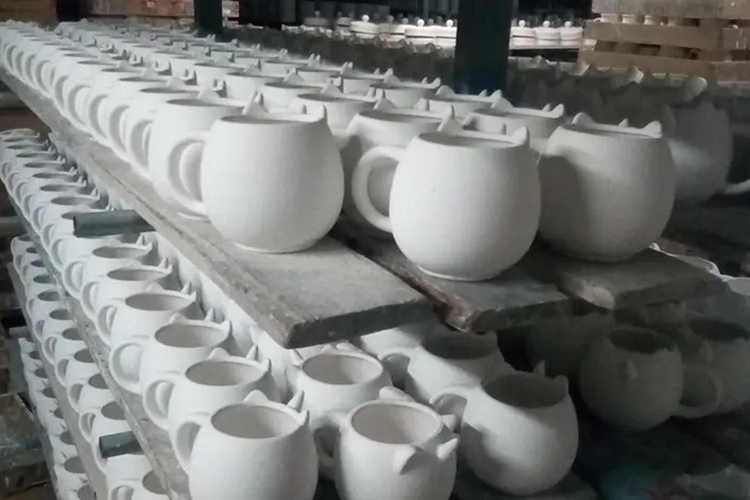 The deformation of ceramic water cup products has a great influence, and the 4 reasons for the deformation are analyzed in detail