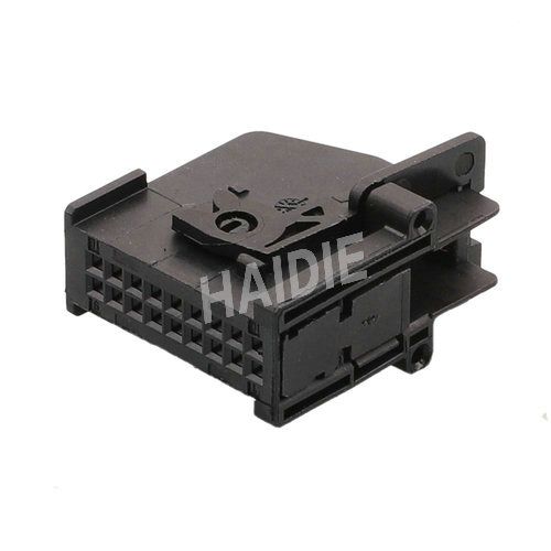 18 Pin 1379100-1 Female Electrical Automotive Wire Harness Connector