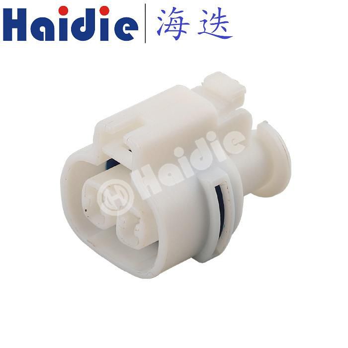 TE 2 Way Female Wire Connectors MG640795
