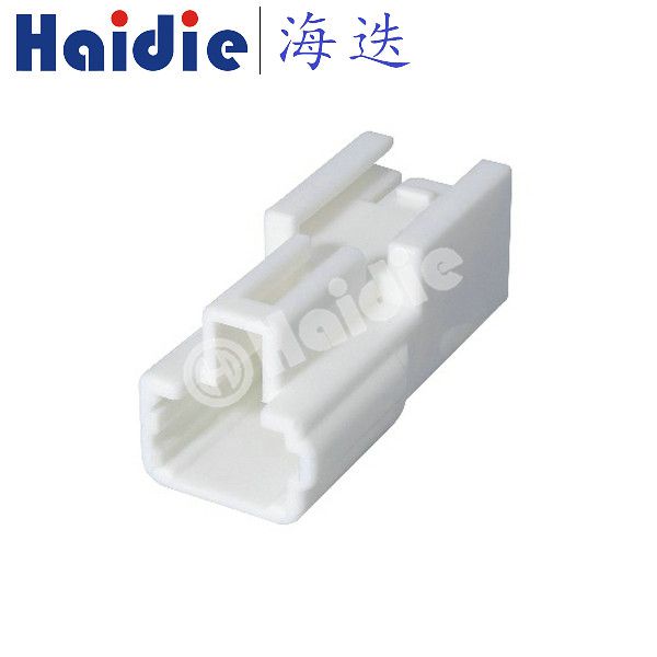 2 Pin Male Automotive Connector MG641029