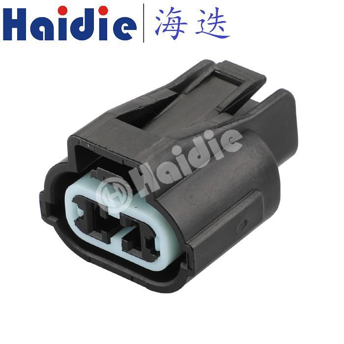 2 Hole Female Cable Connector PB045-02027