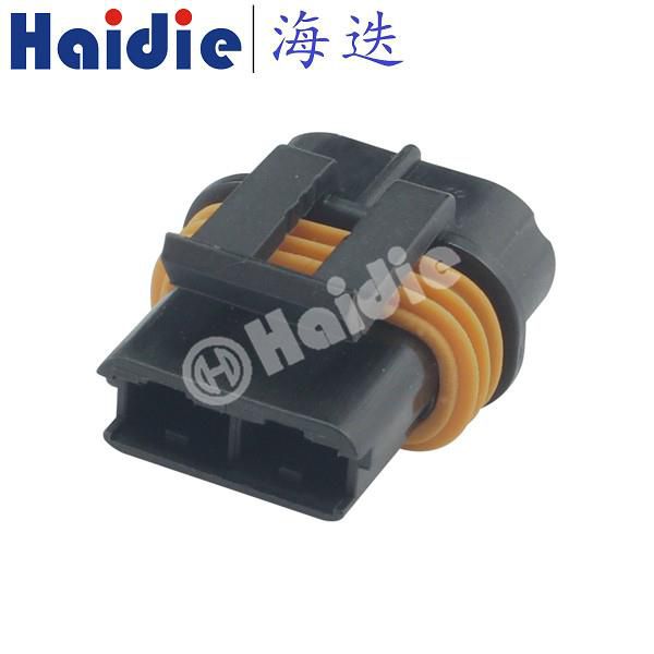 2 Pole Female Buick Electronic Fan Connector 12033769 12066681 12085030 12103172