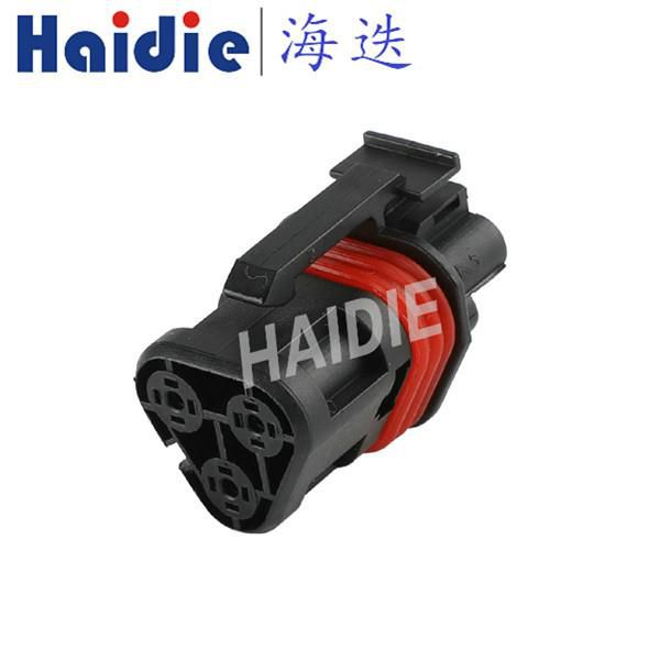 3 Hole Receptacle Waterproof Auto Plug 14165.592 699