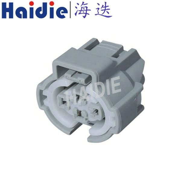 4 Way Female Automotive Electrical Connector 6189-0647