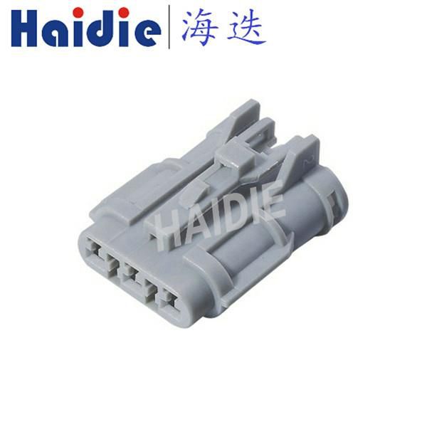 3 Pin Automotive Connector 7123-7434 MG610327