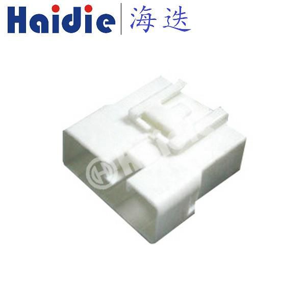 8 Way Male Connector 175978-1