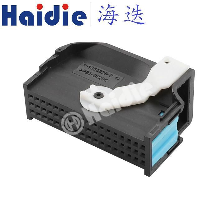 54 Hole Ecu Waterproof Cable Connectors 1-1355926-3 4E0 972 144 1-1355928-3