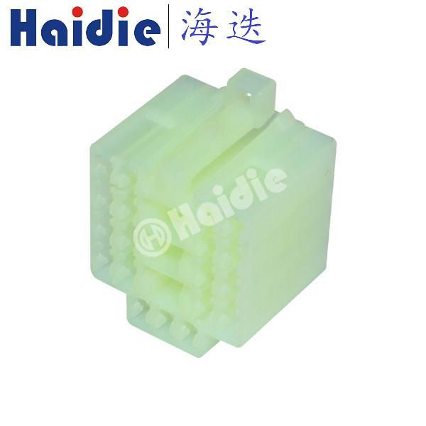 22 Way Female Vw Electric Connector MG610837