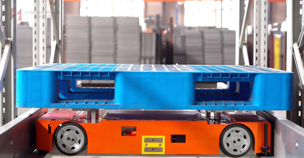HEGERLS Intelligent Logistics Robot | Scene as King and Layout of Warehouse Cluster with Access as the Core Technology
