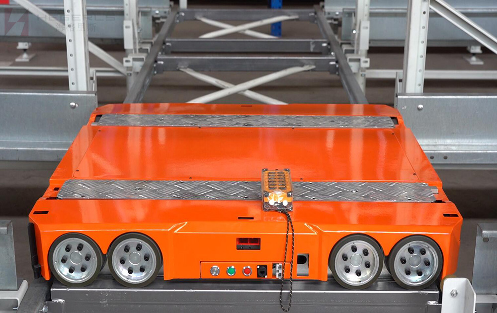 Logistics Automation Mobile Robot | HEGERLS 3D Intelligent Four way Shuttle Helps Optimize Enterprise Supply Chain