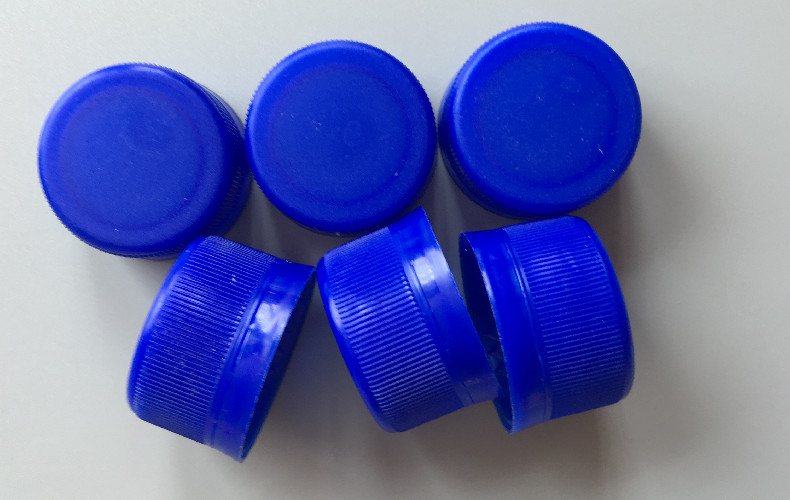 How to seal plastic bottle caps tightly?