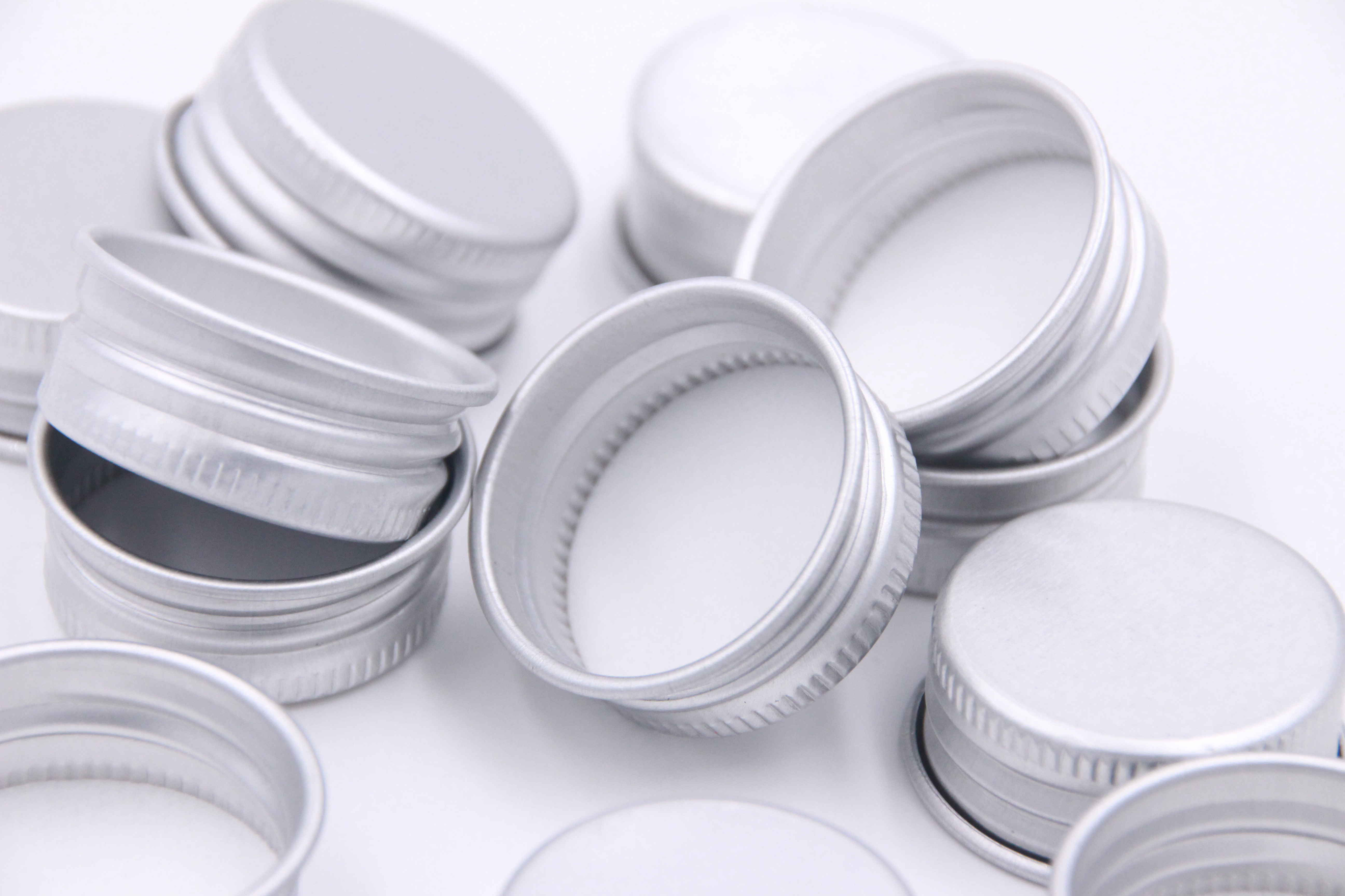 The quantity and main functions of the standard of aluminum-plastic caps