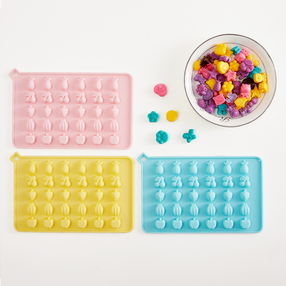 Transform Christmas Gifts with Silicone Candy Molds: Add colorful joy to kids’ lives!