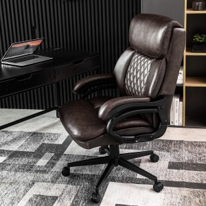 Cadeira de escritório executiva com encosto alto marrom
