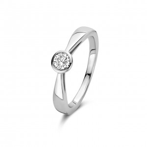 Mila Elodie 925 sterling silver ring with zirconia