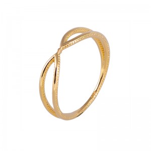 18k Yellow Gold Simple Twisted Cross Ring