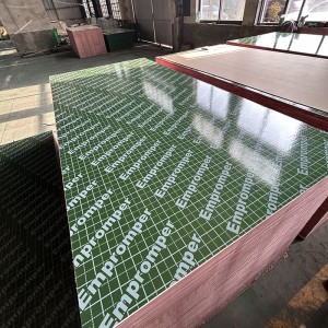 Plywood na Nakaharap sa Green Plastic Film