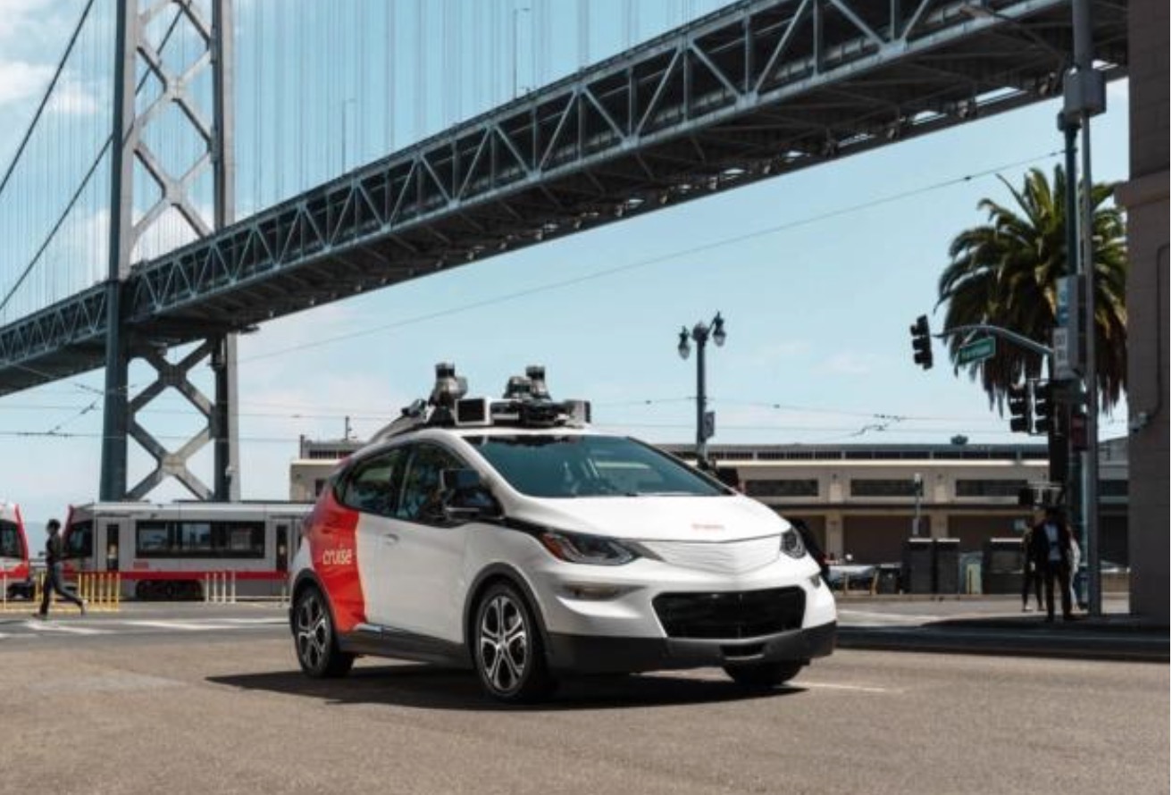 Anonymous reports of safety issues with Cruise’s self-driving taxi service