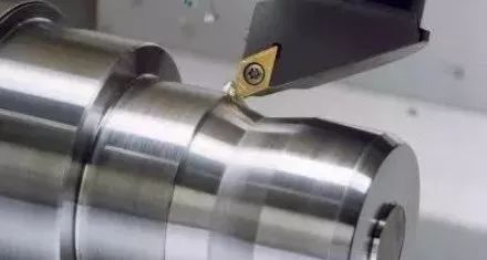 Syarat akurasi kanggo saben proses pusat mesin CNC