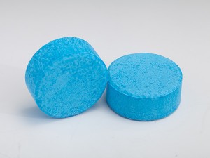 Tablet biru asid sianurik Penstabil Klorin Kolam