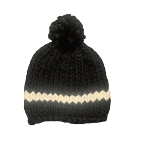 icelandwool knitted hat with pompom