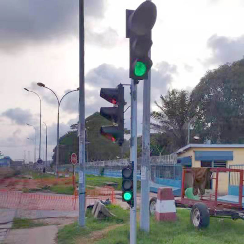 Lampu Isyarat Pantai Gading