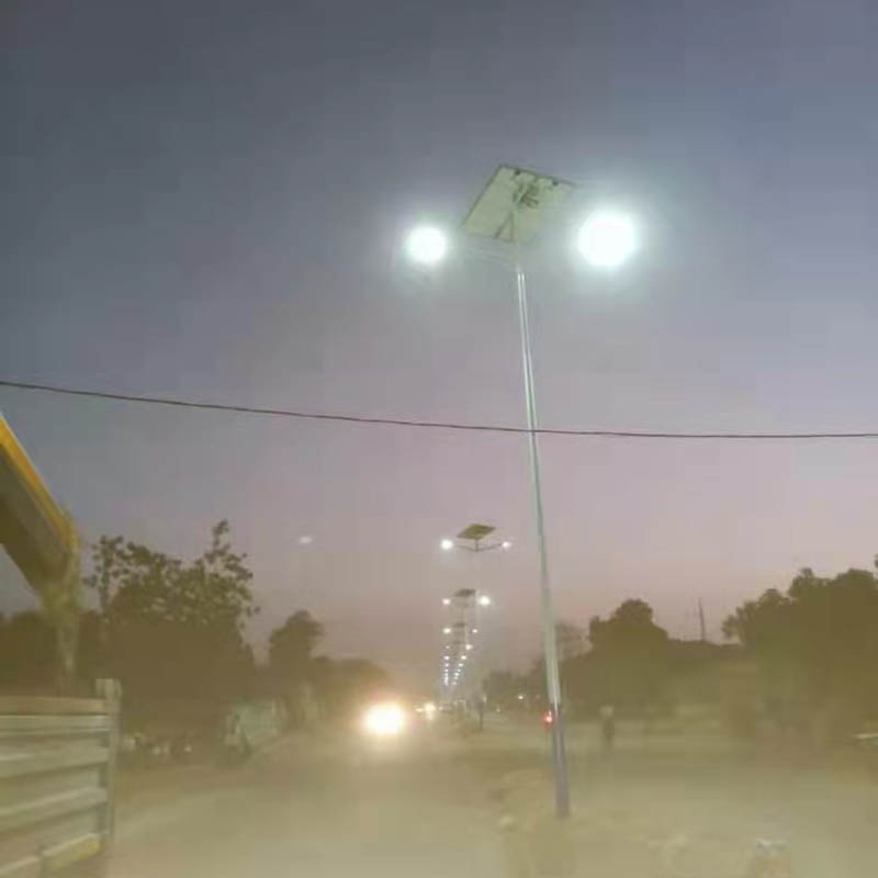 Lampu Jalan Surya Nigerian