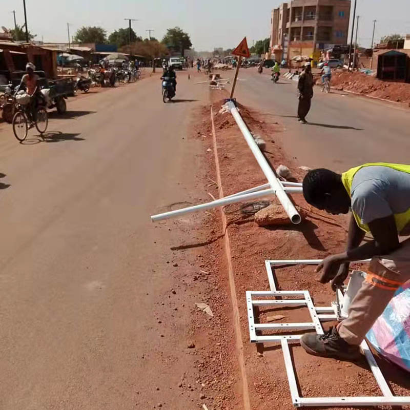 Lampu Jalan Solar Nigerian