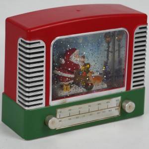 Creative plastic radio shaped Xmas scene Led illuminated water spinning Christmas snow globe