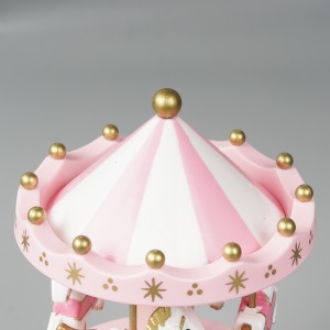Wholesale illuminated Christmas Carrossel decor, rotating round merry go carousel music box for kid gift