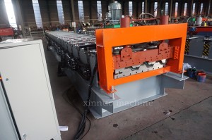 Quots for Hydraulic Gavanized Steel Floor Decking Plate Cold Roll Forming Machine