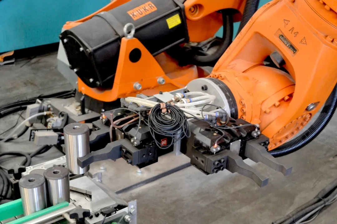 XRL Bearing: Robot “on-the-job” automated operations