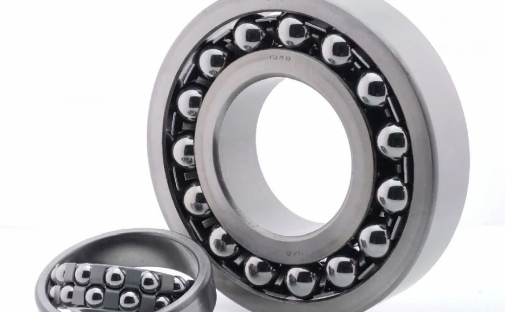 Rolling bearing fatigue due to incorrect installation
