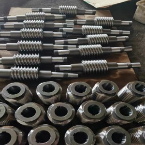 Precision CNC machining in Chinese factories, worm
