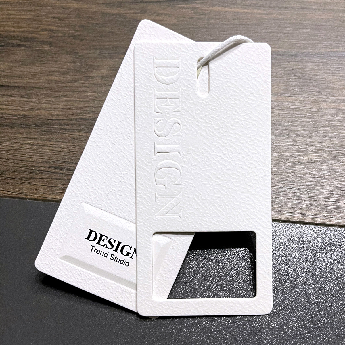 Wholesale High Quality Printed Card Products –  Hang Tags – XINTIANDA PACKAGING detail pictures