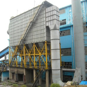 Bag filter dust collector for carbon plant