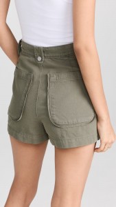 casual army green pleated cargo shorts
