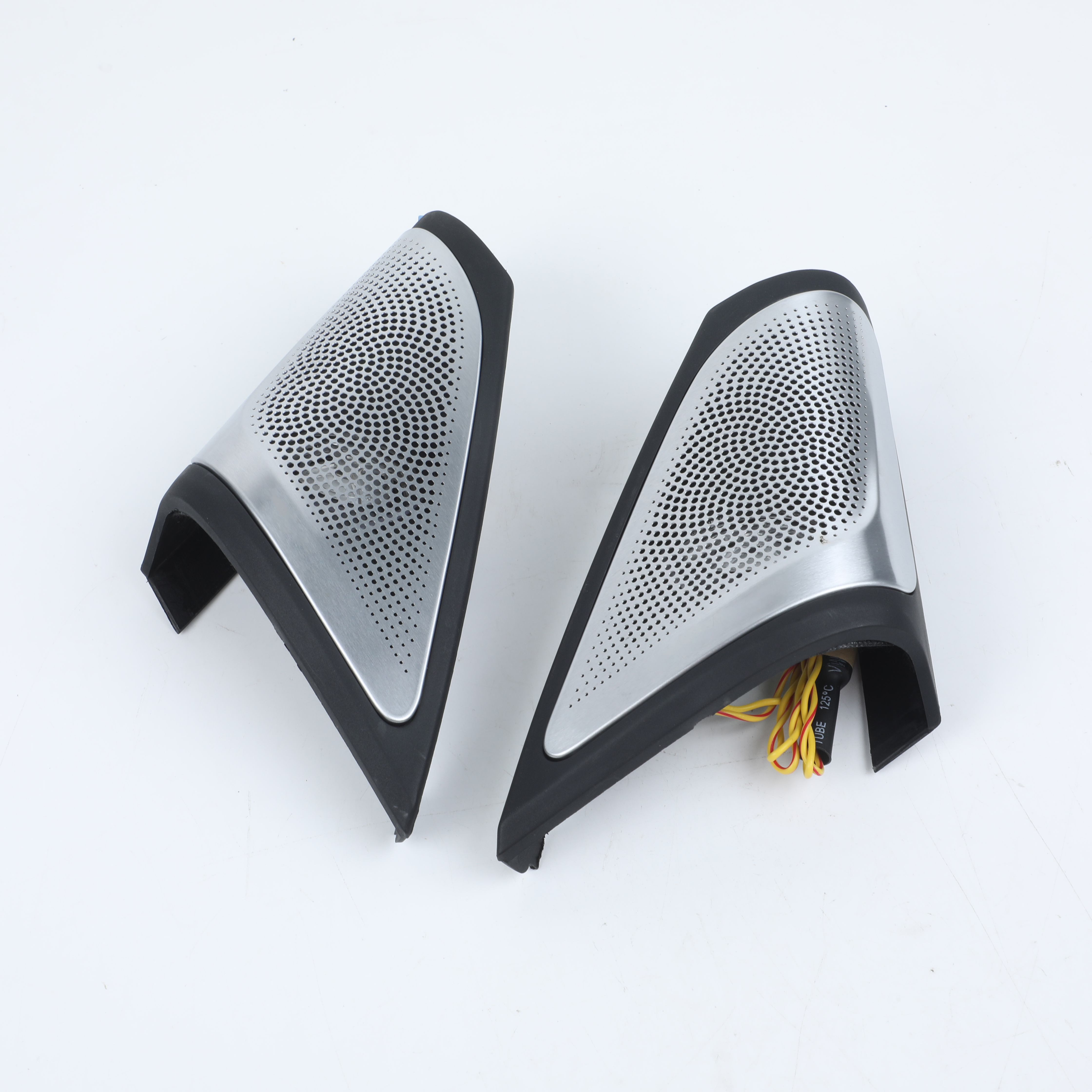 Wholesale High Quality Car Door Protector Manufacturer –  Manufacturers customize luxury car interiors, and any logo can be customized. – Xuyao