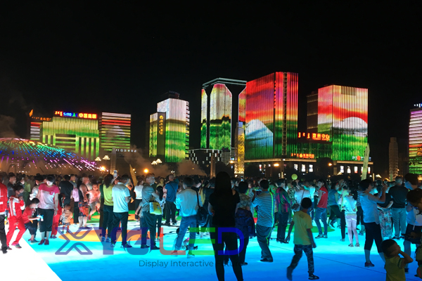Create the theme light show of “Bright Dongsheng” Bronze Cultural Square