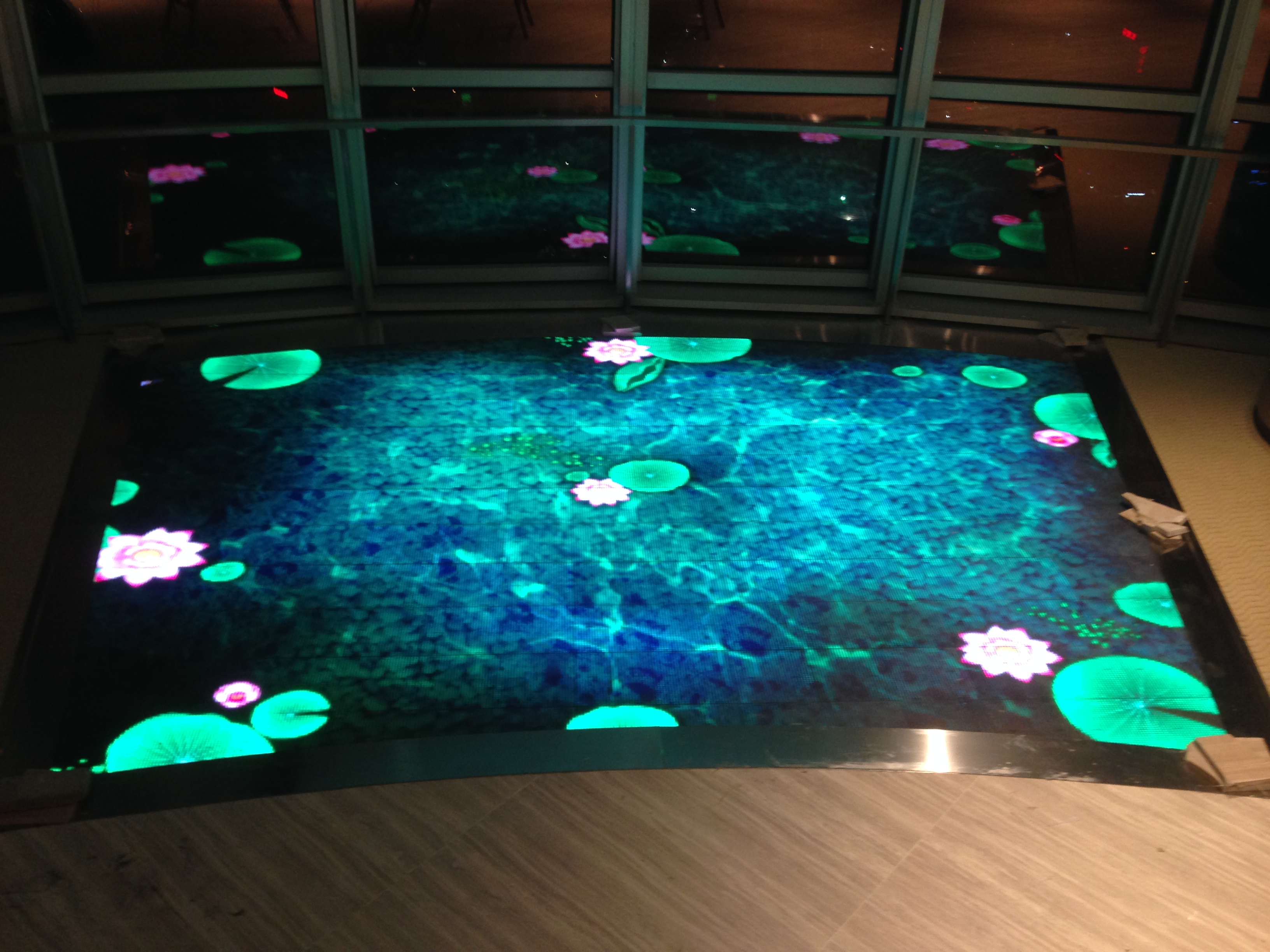 Xinyiguang’s first LED interactive floor screen takes you overlooking the tallest building in Nanchang