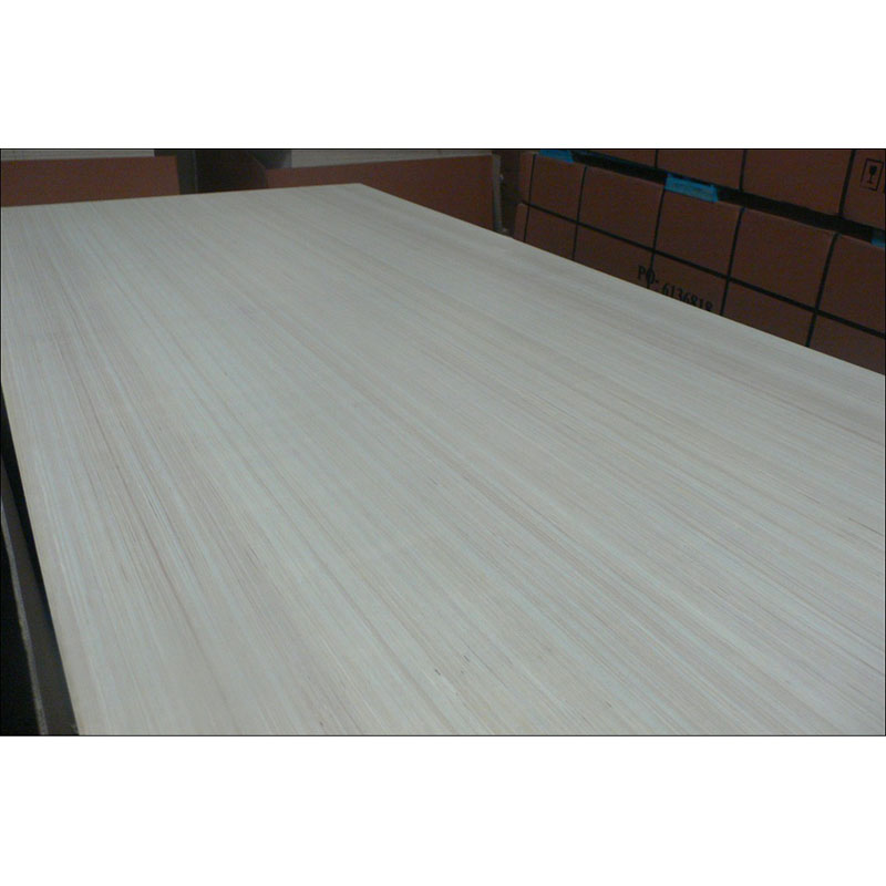 WHITE / RED EV FACED PLYWOOD FOR FURNITURE AND PACKING